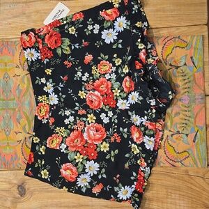 NWT f21 floral high waist shorts